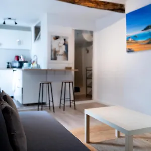 Appartement Studio A 2 Minutes Du Cours Mirabeau -